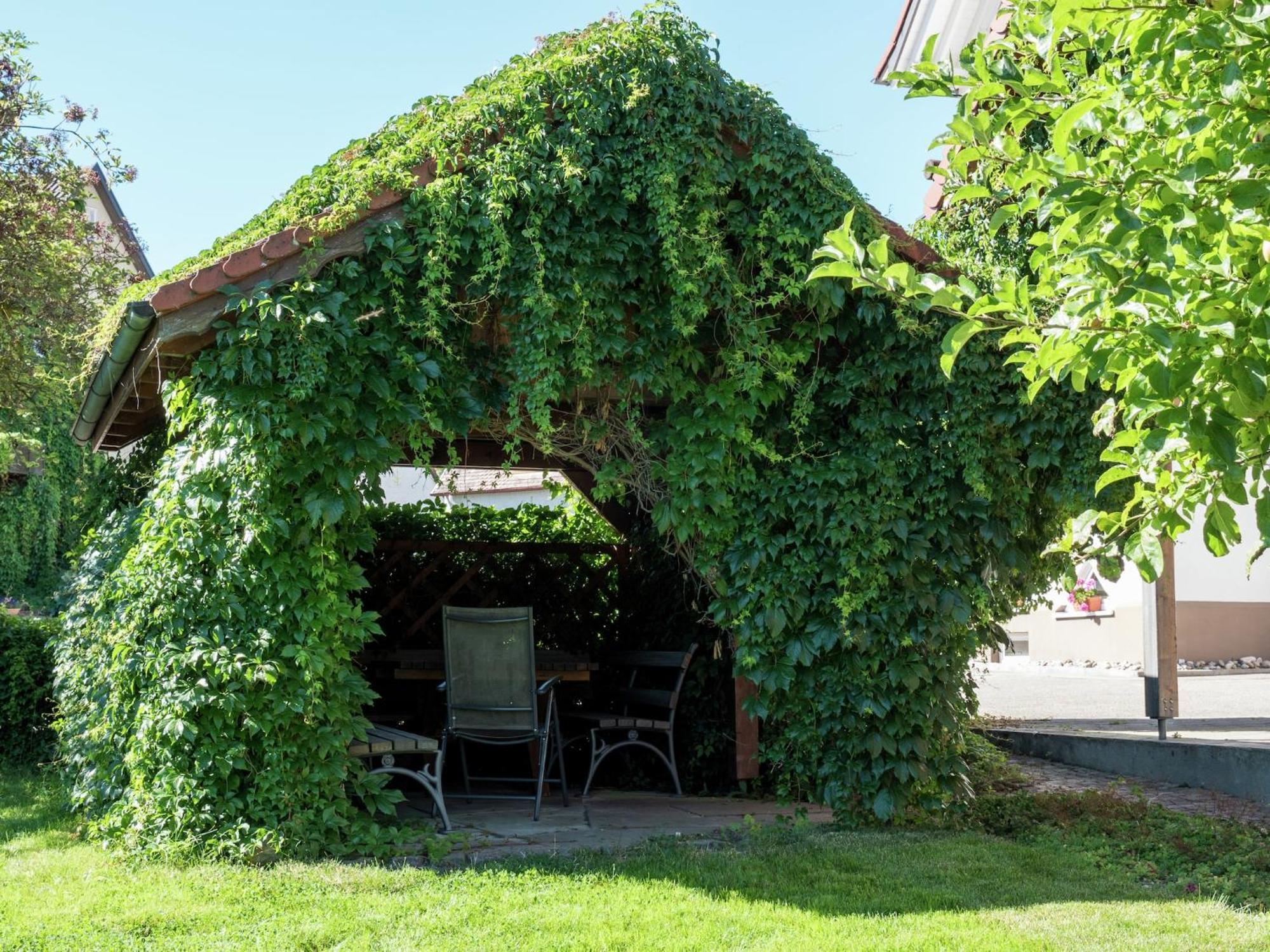 Cozy In Schwenningen With Garden Villingen-Schwenningen